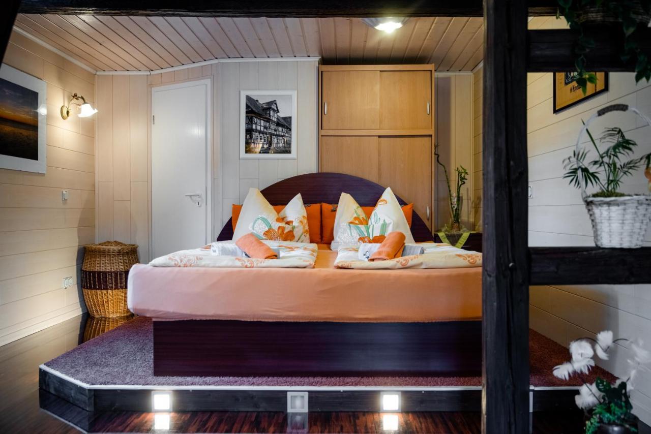 Pension Zur Krone Martinfeld Экстерьер фото