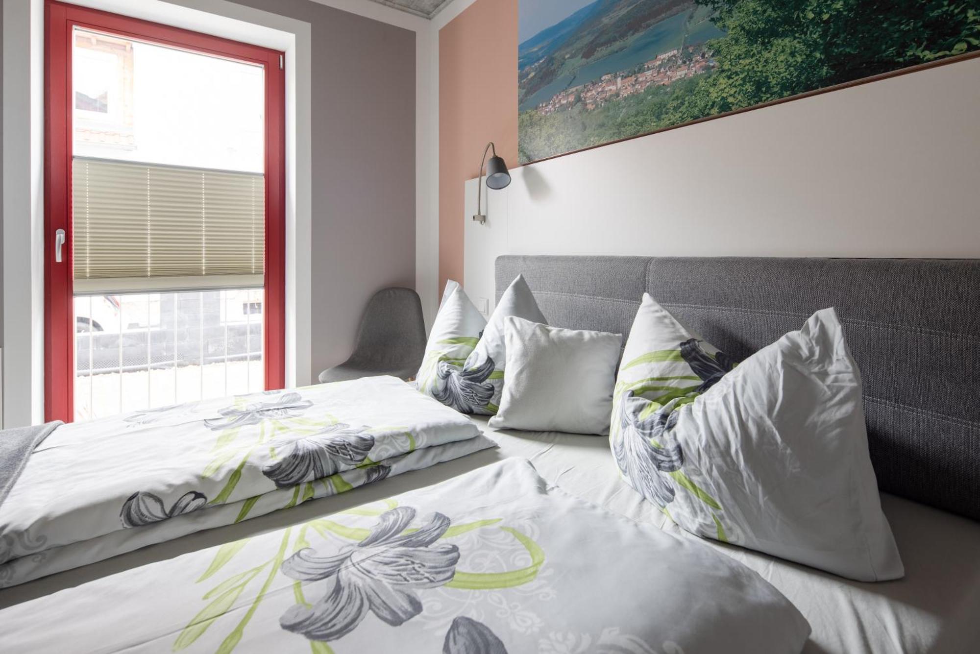 Pension Zur Krone Martinfeld Экстерьер фото